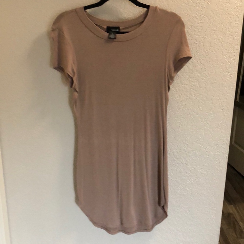 NEVER WORN MED WET SEAL T-SHIRT DRESS